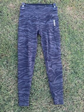 Gymshark' Black Camo High-Waist Leggings